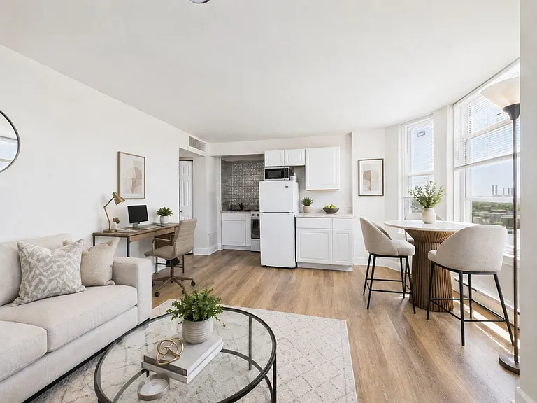 2135 Walnut St #1101 — Photo 3