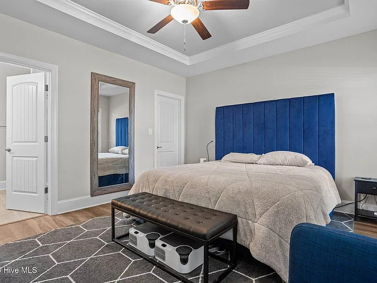 127 Lark Dr — Photo 13