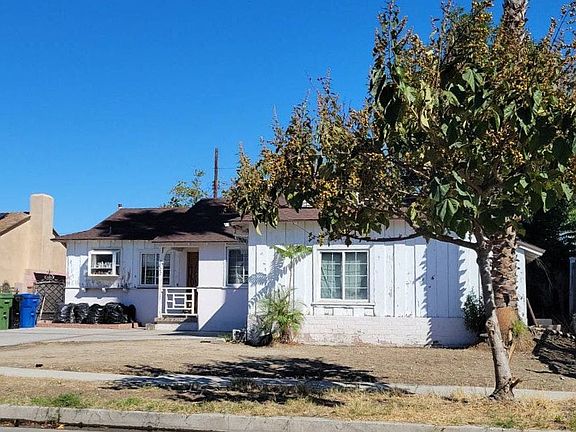 2nd image of 7822 Bellaire Ave