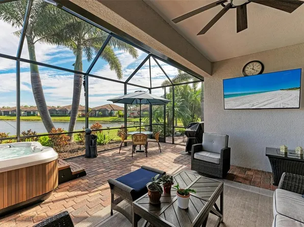 6579 Willowshire Way, Bradenton, FL 34212