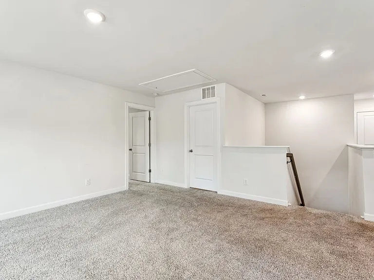 1071 Amberley Crossing Dr — Photo 29