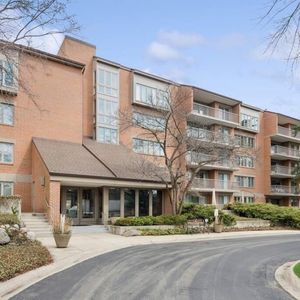 (Undisclosed Address), Park Ridge, IL, 60068