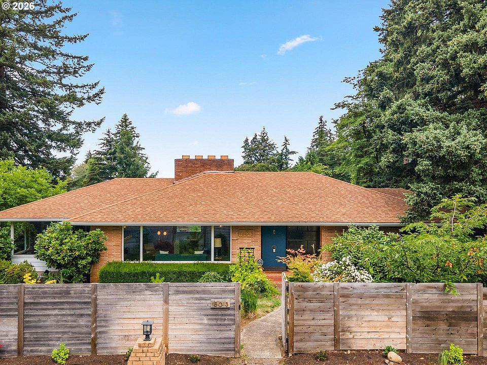 1st image of 15015 NE Multnomah St
