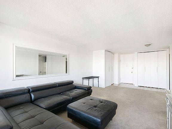 3rd image of 333 Pearl St APT 27N