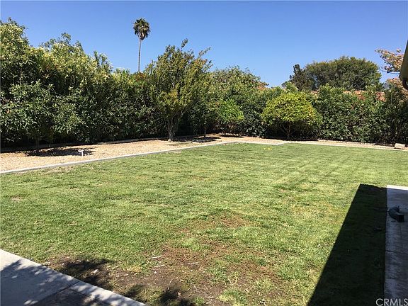 3rd image of 711 Foxenwood Dr