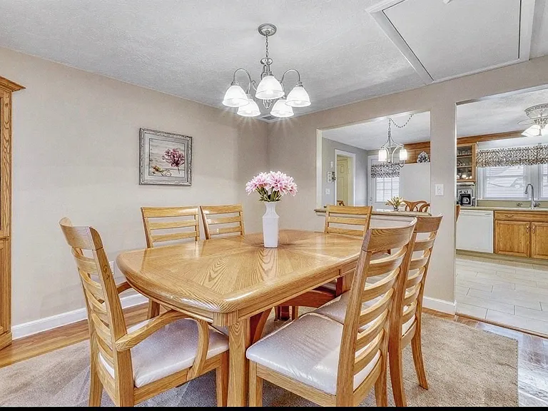 43 Deerfield Ave #43 — Photo 6