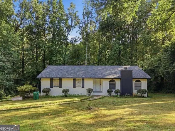 611 Navarre Dr, Stone Mountain, GA 30087