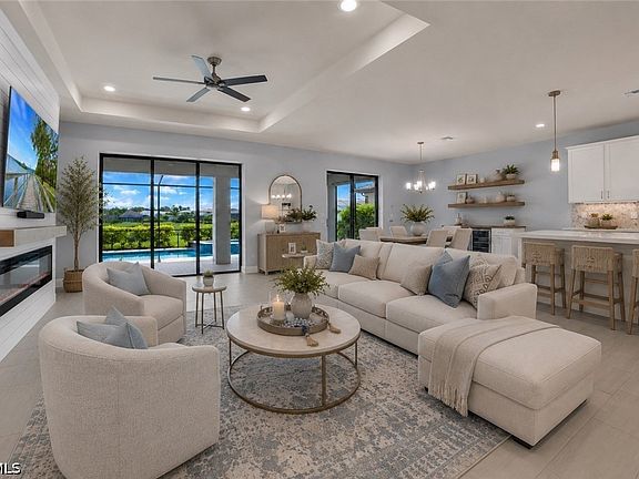 3rd image of 3943 Black Eagle Ln