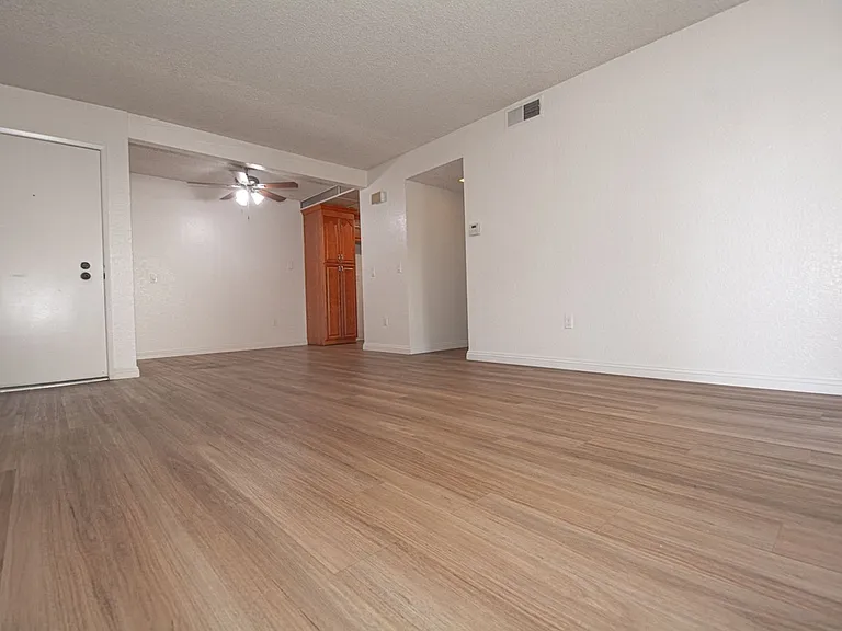 22840 Hilton Head Dr #127 — Photo 14