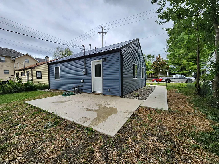 424 Nussbaum Ave — Photo 19