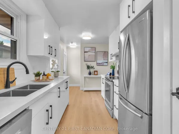 167 Carlyle Dr, London, ON N5V 3J1