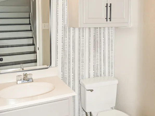 487 S Waco St, Van Alstyne, TX 75495