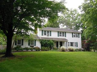 29 Hillcrest Rd, Hillsborough, NJ 08844