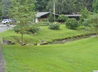 1302 East Pkwy, Gatlinburg, TN 37738