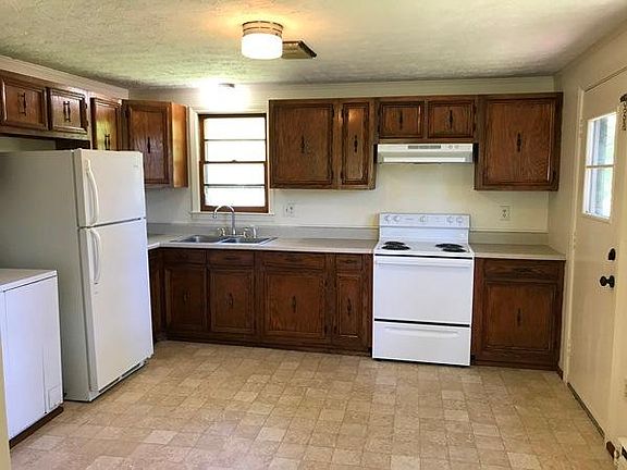 5th image of 844 State St #B