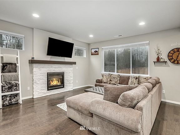 5th image of 7505 87th Avenue NE