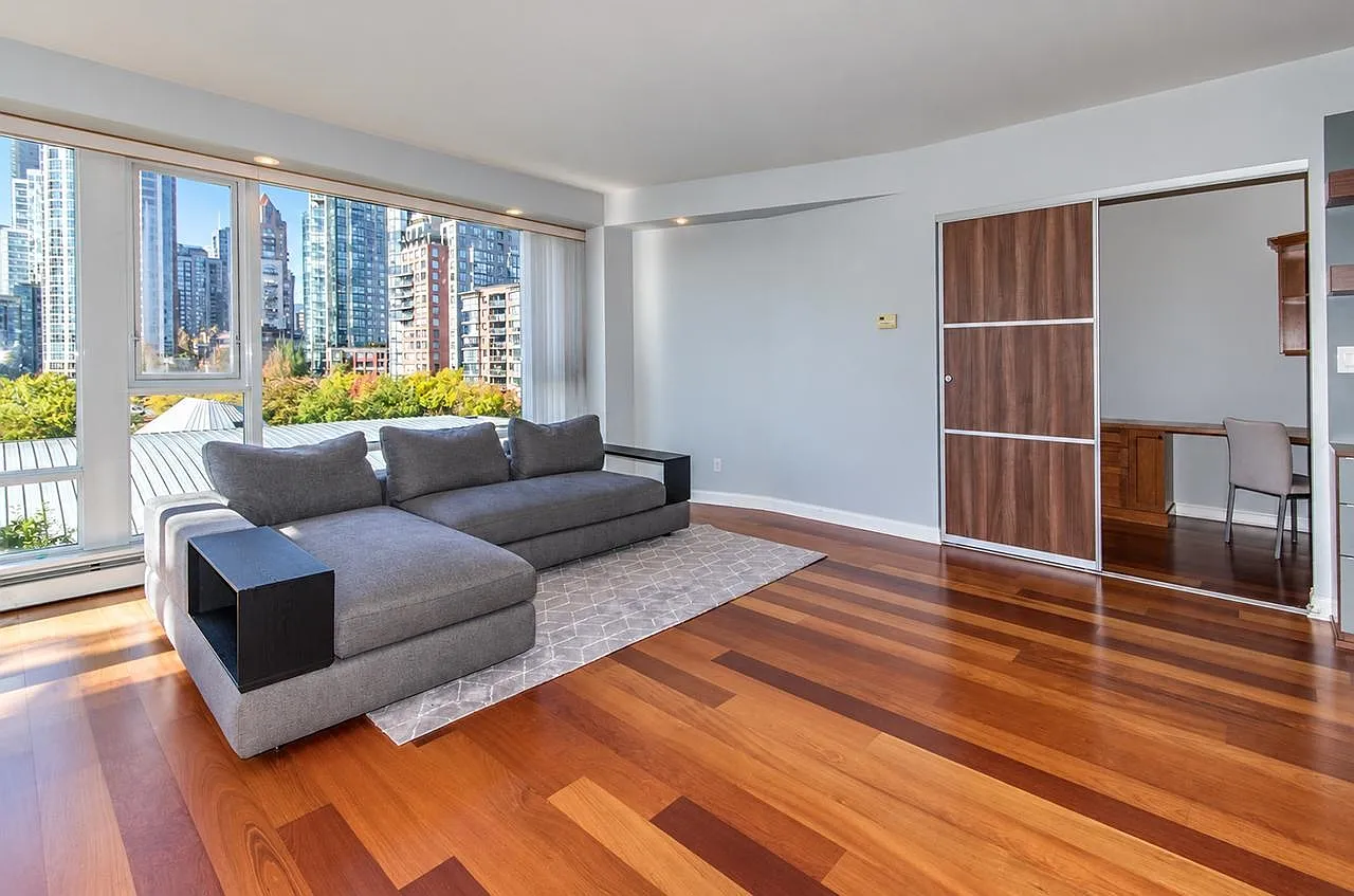 2 bed, 1375 sqft, $5,495 — Photo 4