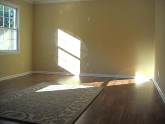 5th image of 342 Annhurst Dr