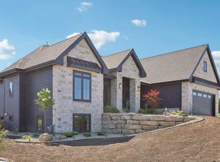 6672 Morning Dew Ln, Sun Prairie, WI