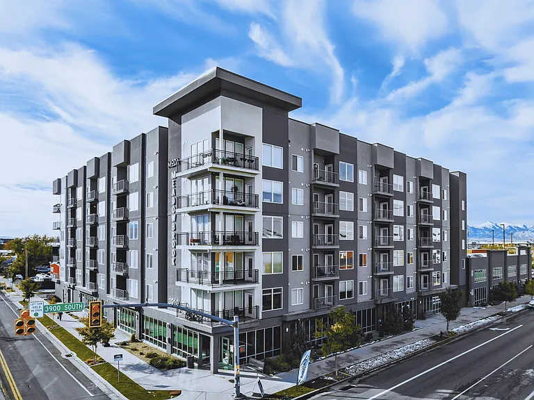 Meadowbrook_Exterior-1