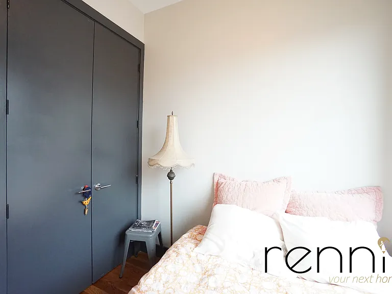 396 S 5th St #4F — Photo 7