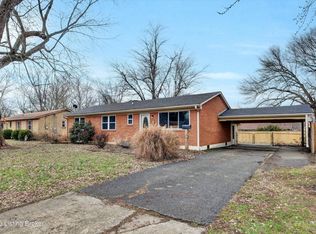 9216 Fenmore Ave, Louisville, KY 40272