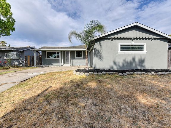 3rd image of 7636 Walsh Way