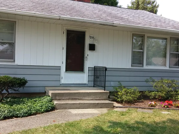 935 Enfield Rd, Columbus, OH 43209