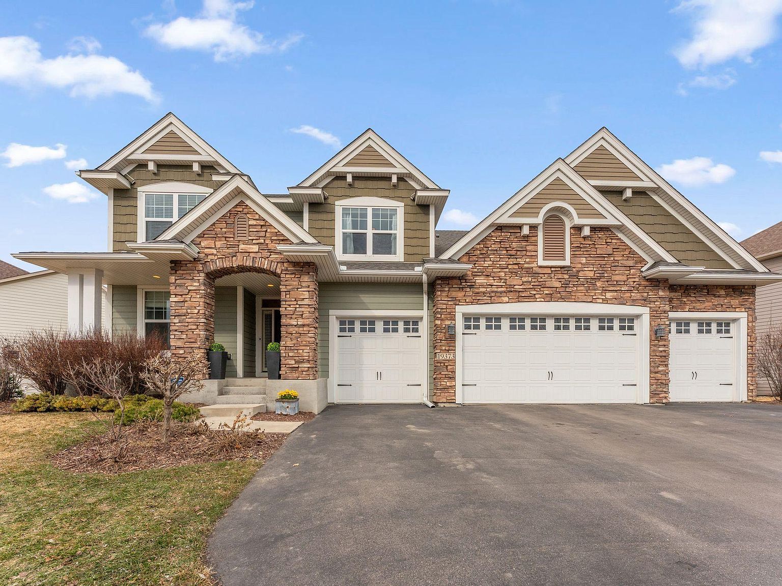 19373 Huntington Ave, Lakeville, MN 55044 | Zillow