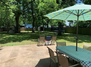 309 S Jefferson St, Pilot Point, TX 76258