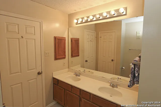 4212 Medical Dr #806 — Photo 12