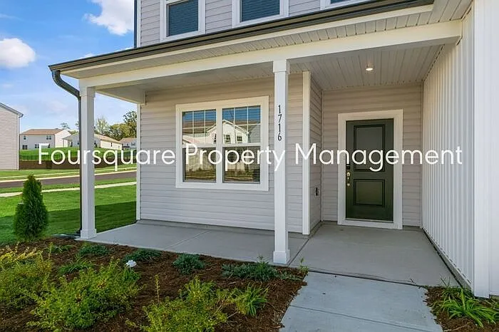 1716 Luna Way — Photo 4