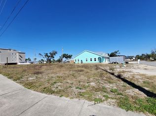 101 35th St, Mexico Beach, FL 32456