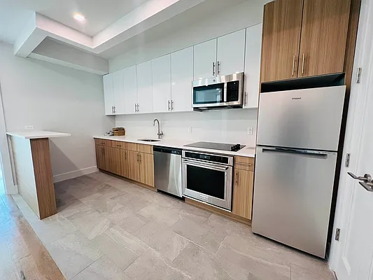 Rented by null | media 22