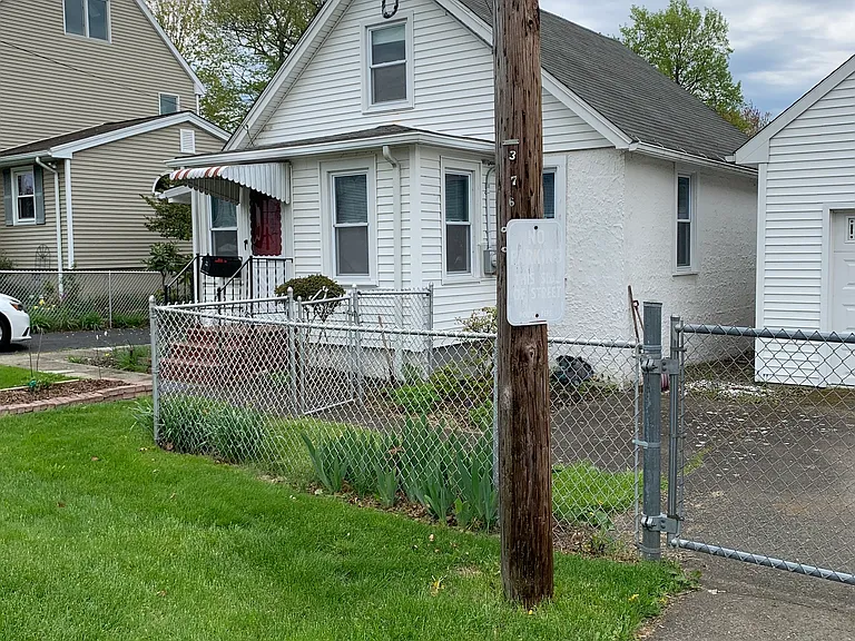 42 Whalley Ave — Photo 15