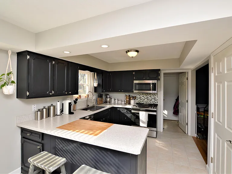 42215 Ladywood Dr — Photo 18