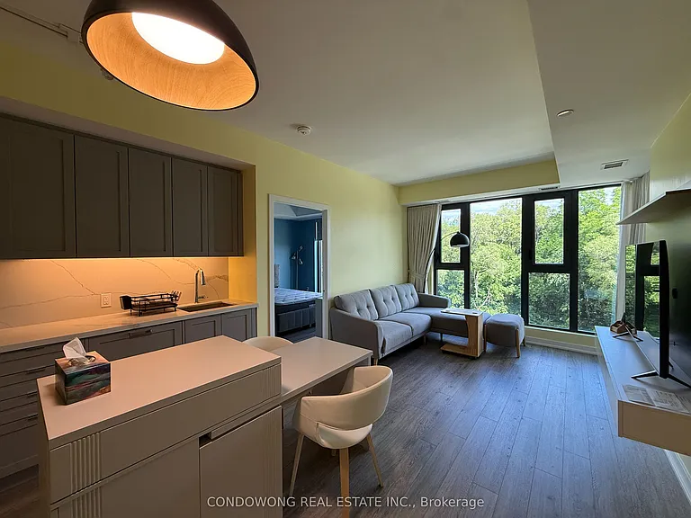 250 Lawrence Ave W #404 — Photo 2