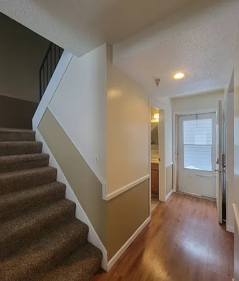 395 Van Dyke St — Photo 5