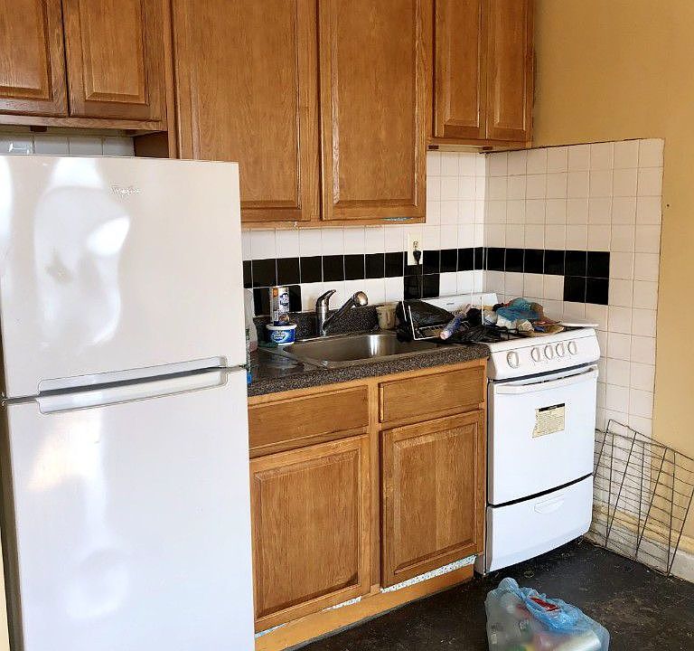 2nd image of 3136 Godwin Ter APT 4E
