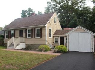 8 Avalon Rd, Stoneham, MA 02180