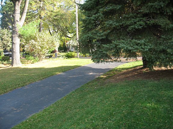 4th image of 120 Nelson Ave