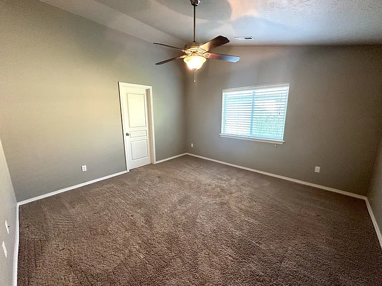 2663 Torrey Pines Way — Photo 13