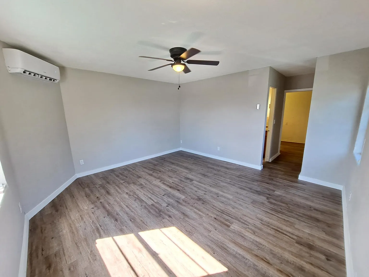 Studio, 450 sqft, $1,500 — Photo 1