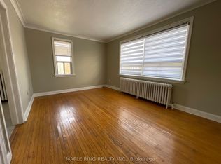 12 Dwight Ave #3, Toronto, ON M8V2W5