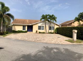 735 SW 98th Ct, Miami, FL 33174