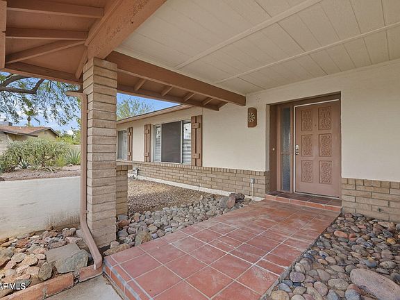 5th image of 852 E ACAPULCO Lane