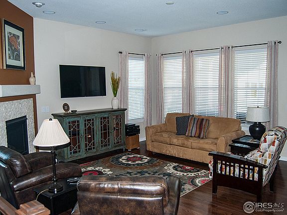 2nd image of 2037 Vineyard Dr