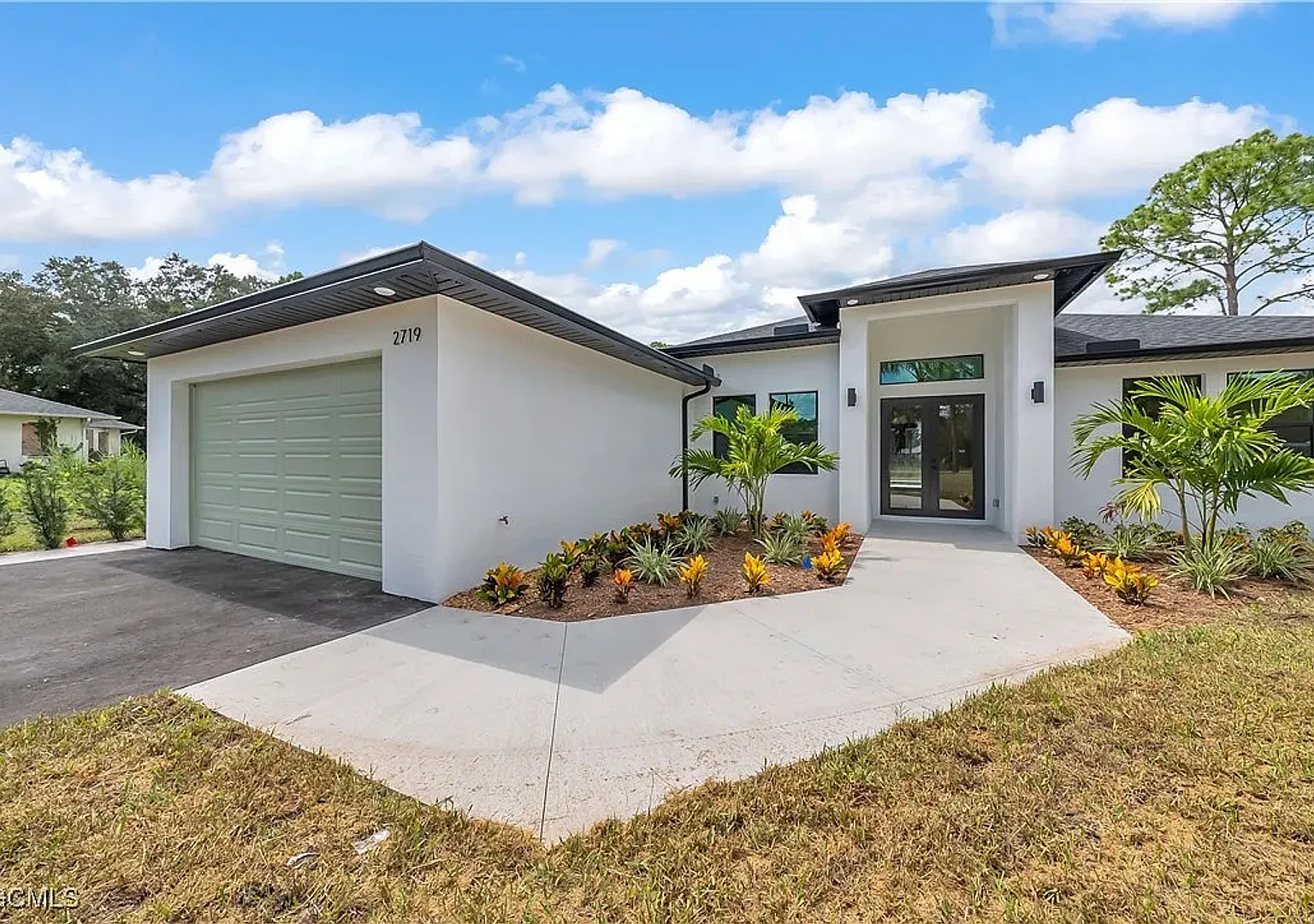 Stunning Home in Naples with Private Pool and Large Backyard! 3bed|3bath — Photo 3