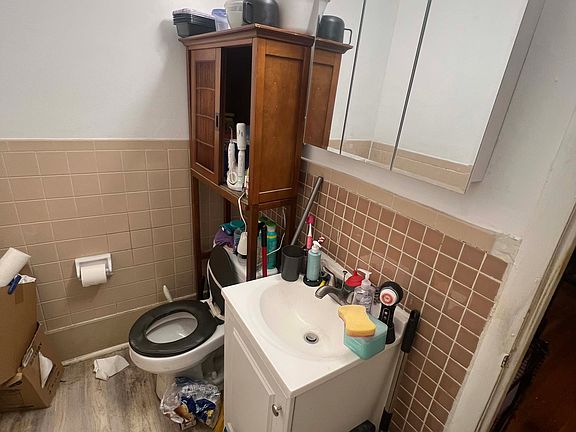 5th image of 55 S Huntington Ave APT 102