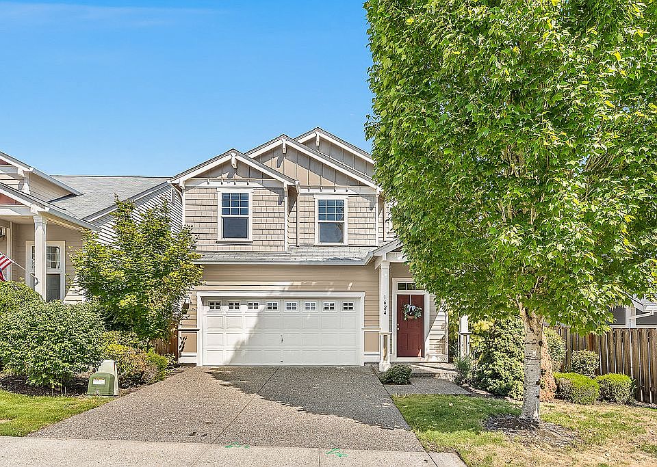1st image of 1624 NE Targhee Pl